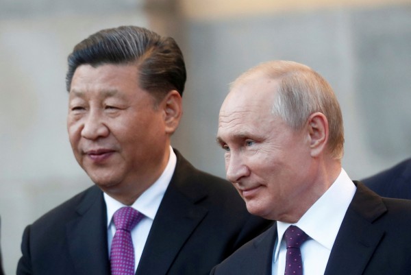 Chủ tịch Trung Quốc kêu gọi “thắt chặt hợp tác chiến lược” với Nga