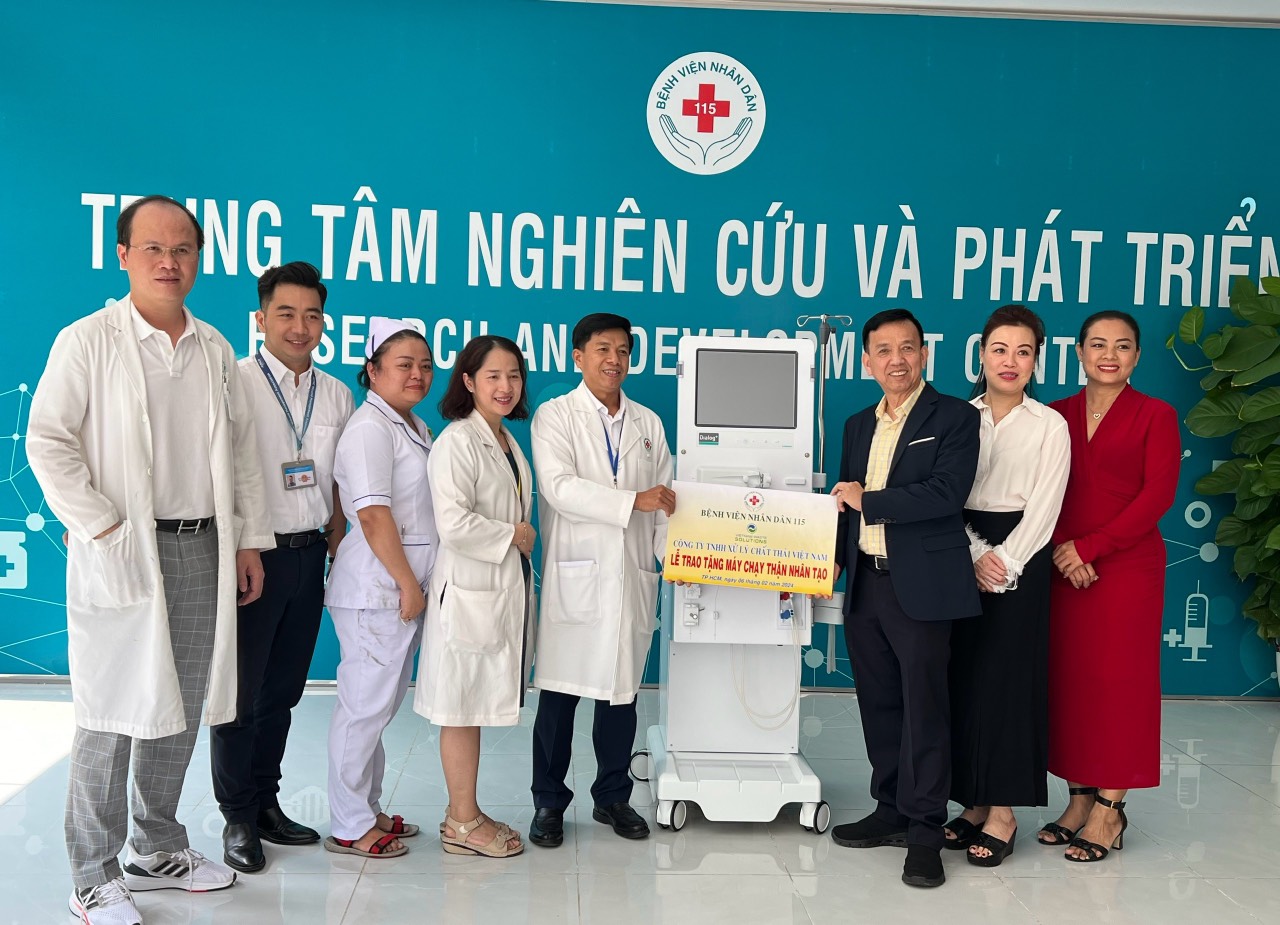 Công ty VWS tặng máy chạy thận nhân tạo cho Bệnh viện Nhân dân 115- Ảnh 1.