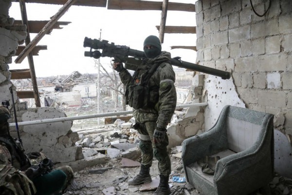 Nga trút hỏa lực cận chiến áp đảo, Ukraine căng mình giữ vững phòng tuyến
