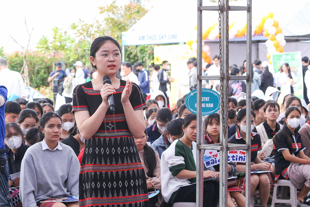 Vì sao đủ điểm chuẩn nhưng không trúng tuyển?- Ảnh 4. Vì sao đủ điểm chuẩn nhưng không trúng tuyển?- Ảnh 4.