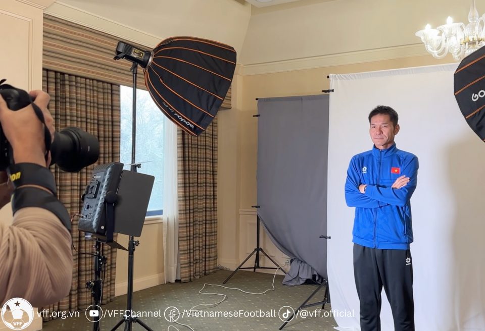 Đại diện U20 nữ Việt Nam làm quen sân thi đấu với U20 Nhật Bản