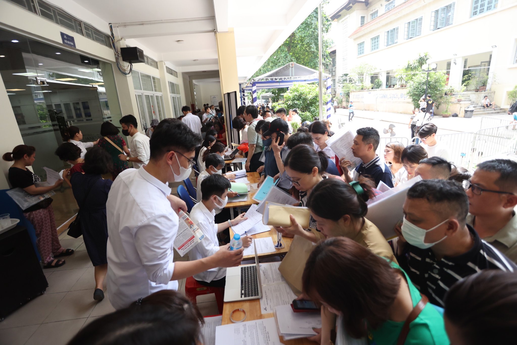 Sẽ hết cảnh xếp hàng trắng đêm đăng ký học cho con?- Ảnh 2. Sẽ hết cảnh xếp hàng trắng đêm đăng ký học cho con?- Ảnh 2.