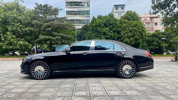 Mercedes-Maybach cũ rao bán giá rẻ, lo đủ tiền “nuôi” xe mới khổ