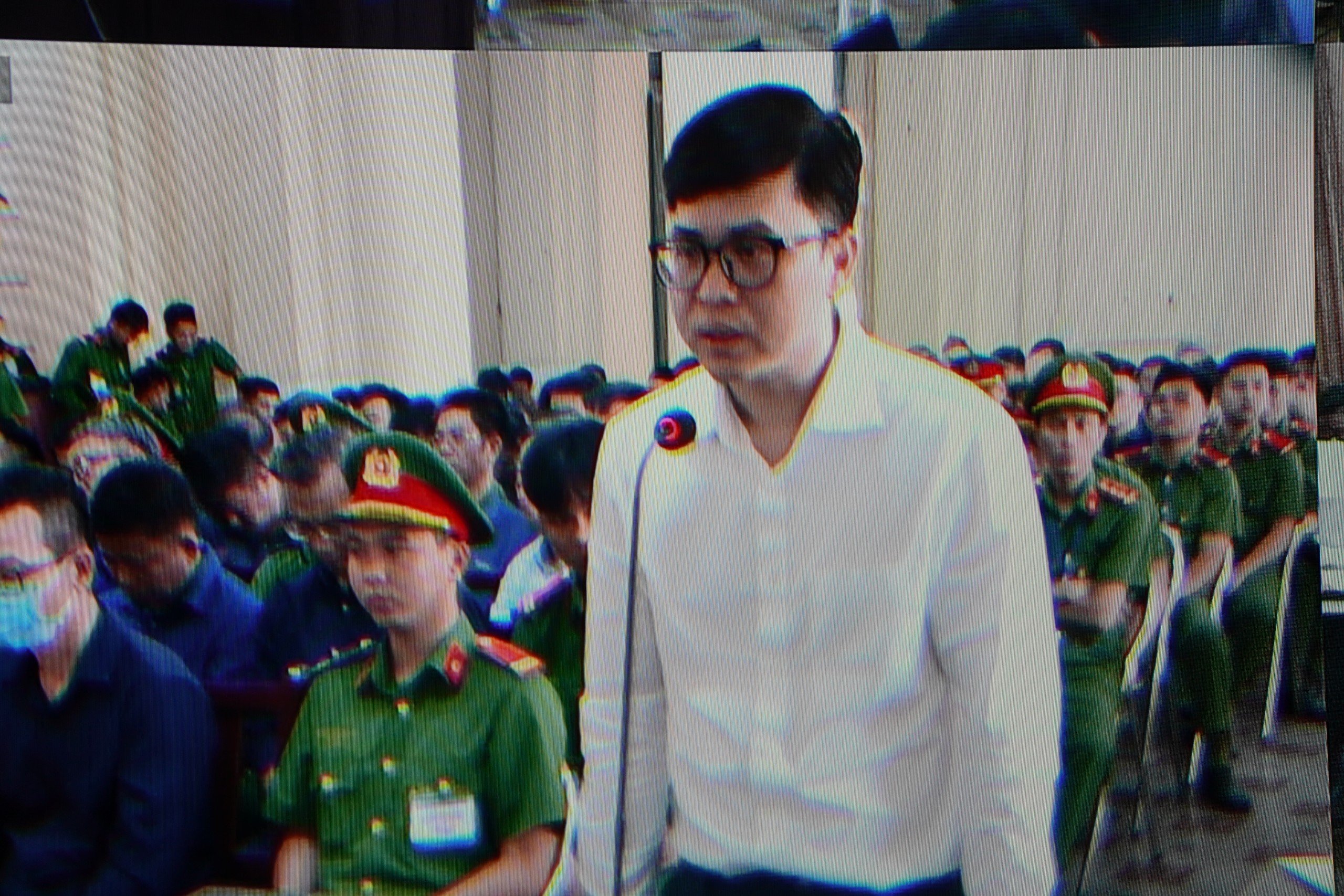 Bị cáo Trương Mỹ Lan chỉ đạo chuyển tiền qua nước ngoài ra sao?- Ảnh 2.