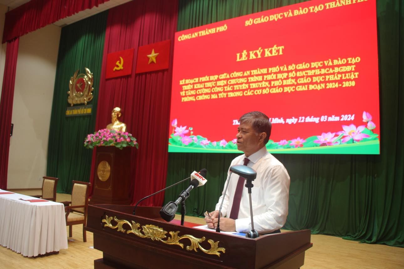 Công an TP.HCM tăng cường phòng chống ma túy trong trường học- Ảnh 3. Công an TP.HCM tăng cường phòng chống ma túy trong trường học- Ảnh 3.