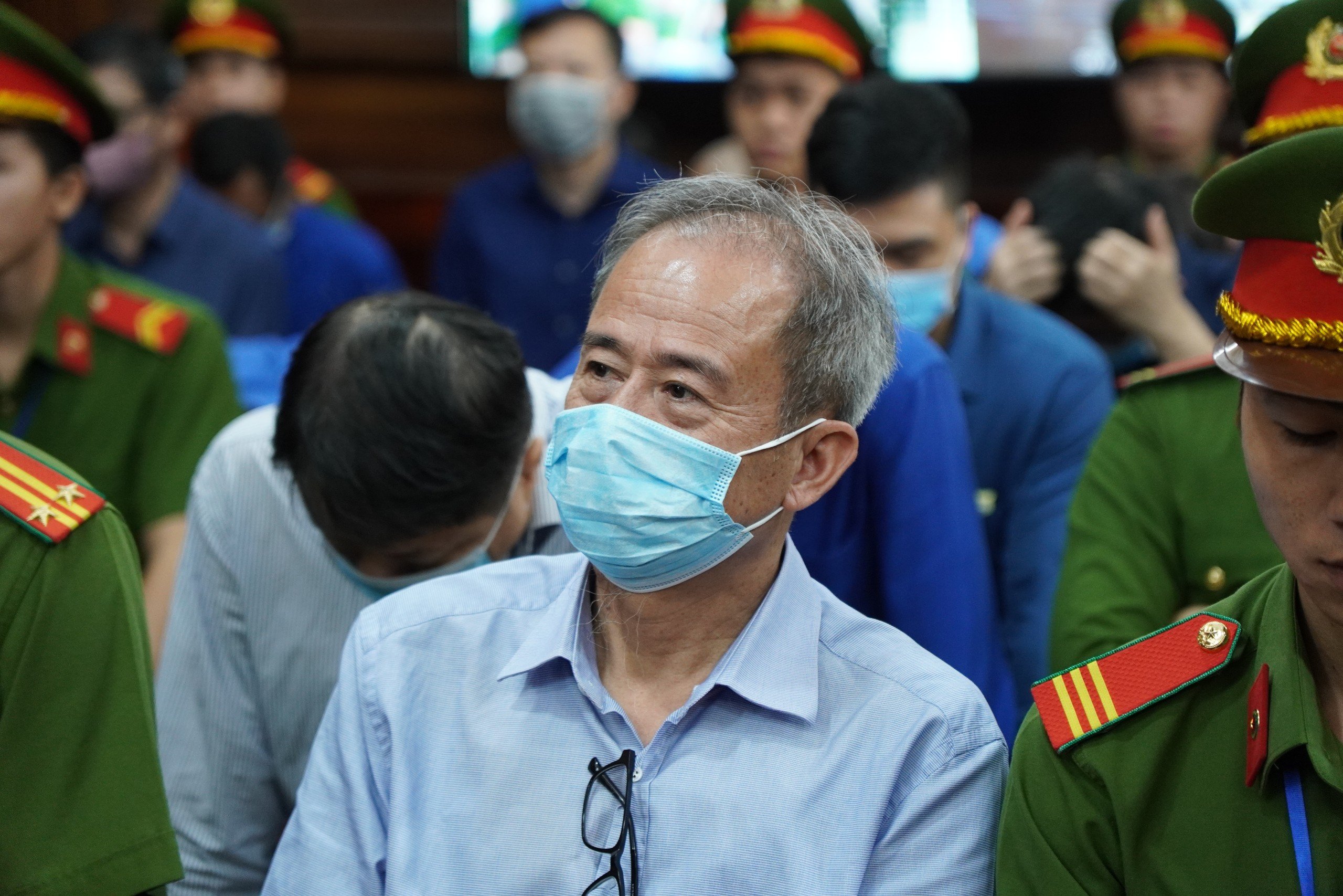 Vụ án Trương Mỹ Lan: 2 cựu lãnh đạo Ngân hàng Nhà nước đổ lỗi cho nhau- Ảnh 2.
