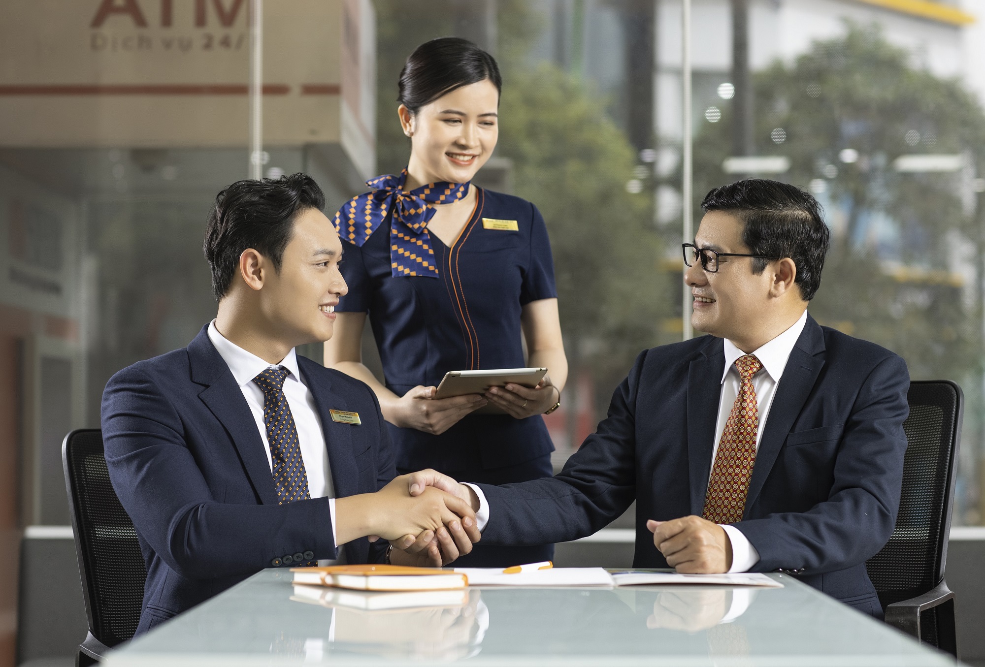 SHB đồng loạt giảm lãi suất cho vay chỉ còn từ 5,79%/năm- Ảnh 2. SHB đồng loạt giảm lãi suất cho vay chỉ còn từ 5,79%/năm- Ảnh 2.