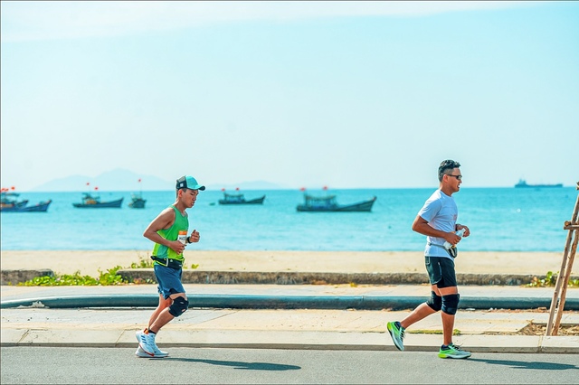 Hơn 9.000 vận động viên tham gia Cuộc thi Marathon Quốc tế Đà Nẵng 2024 - Ảnh 6.