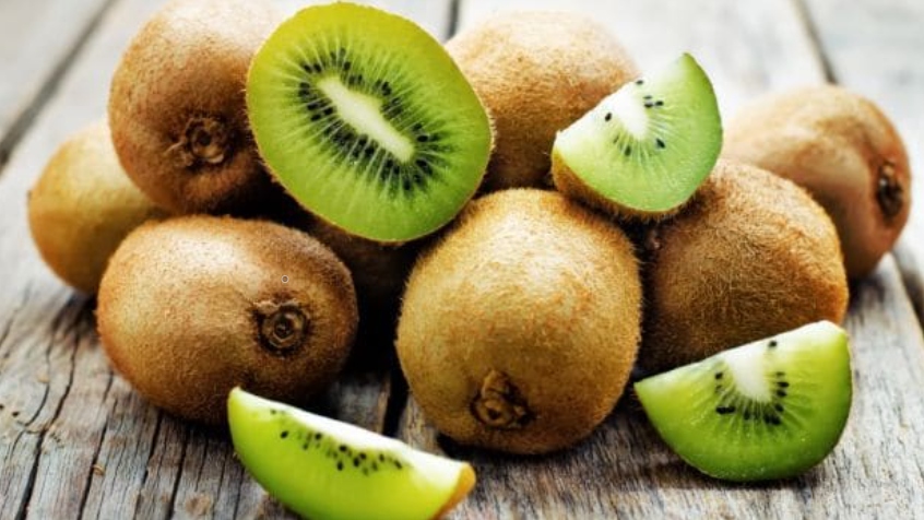 Top 7 loại trái cây giúp kiểm soát nồng độ acid uric ở nam giới