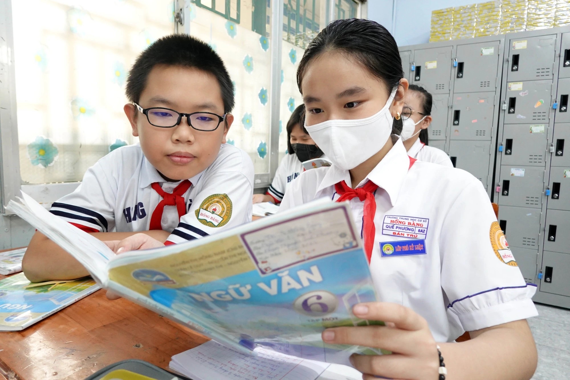 Đừng để học sinh ngợp với ngữ liệu đọc hiểu dài dằng dặc- Ảnh 5. Đừng để học sinh ngợp với ngữ liệu đọc hiểu dài dằng dặc- Ảnh 5.