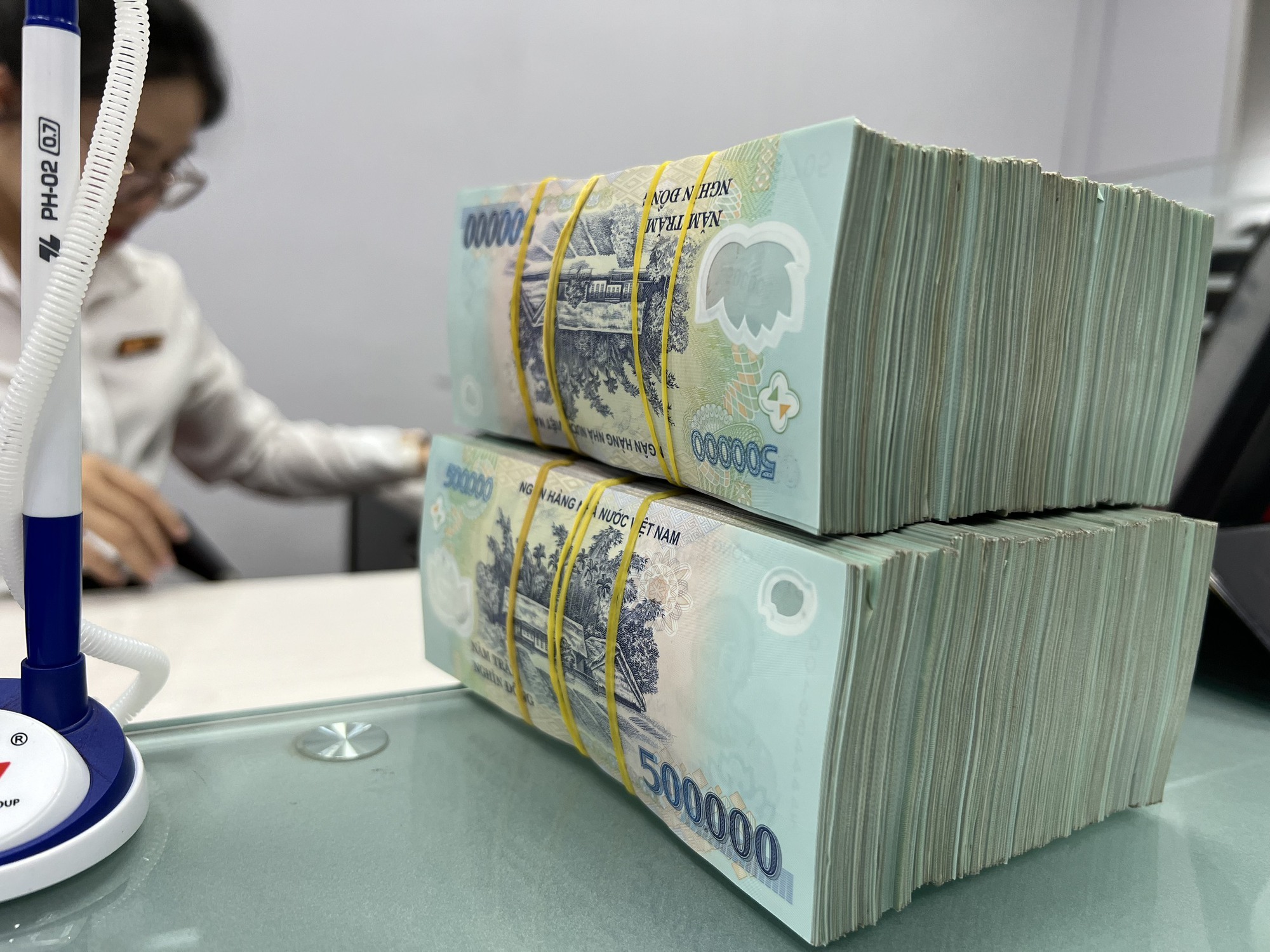 Nhấp vào đường link lạ, coi chừng bị lừa đảo, chiếm đoạt thông tin, tiền- Ảnh 1. Nhấp vào đường link lạ, coi chừng bị lừa đảo, chiếm đoạt thông tin, tiền- Ảnh 1.