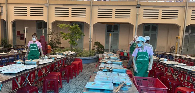 Phụ huynh TP.HCM đề xuất tăng tiền ăn bán trú lên 40.000 đồng/ngày- Ảnh 1. Phụ huynh TP.HCM đề xuất tăng tiền ăn bán trú lên 40.000 đồng/ngày- Ảnh 1.