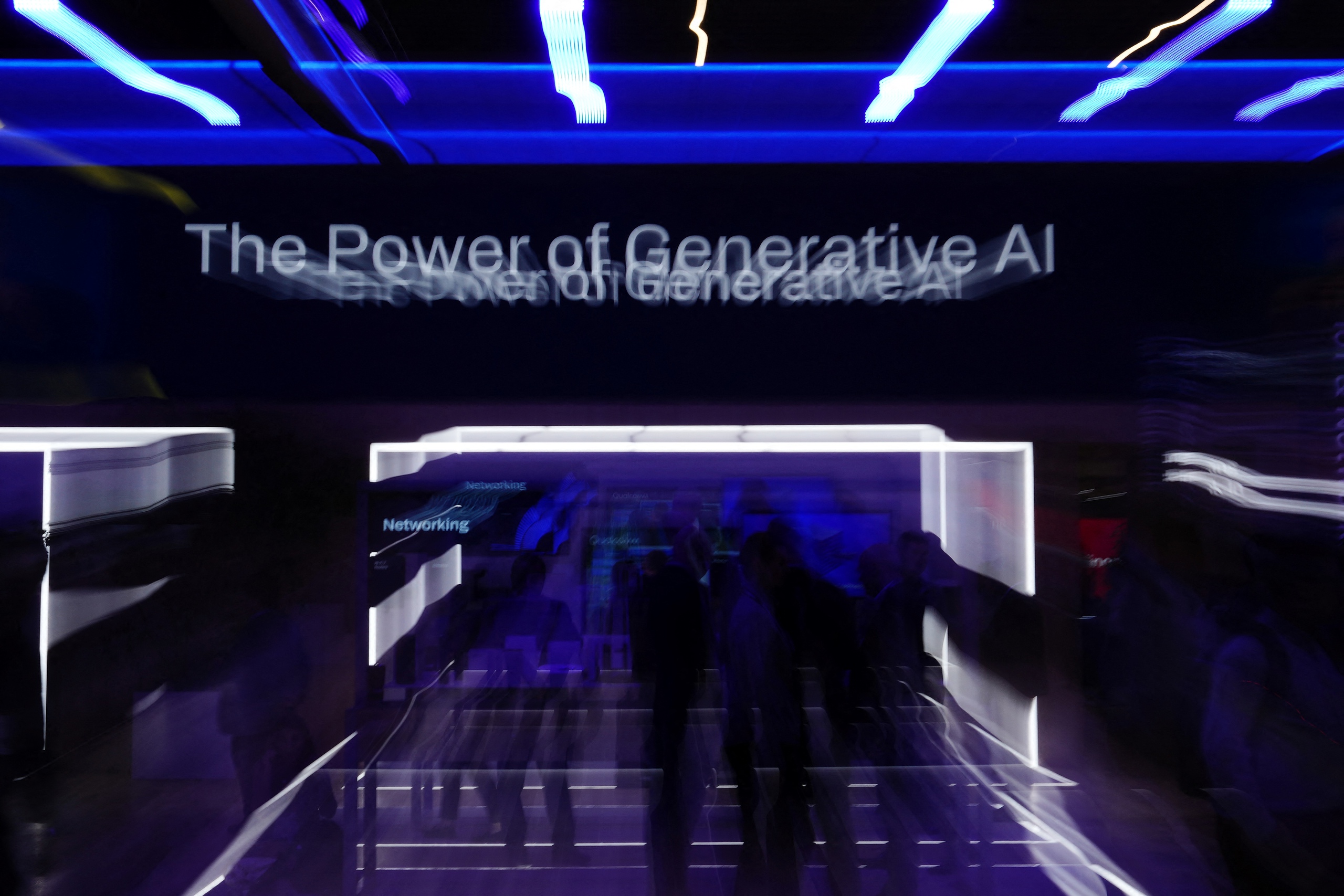 Qualcomm công bố nền tảng Snapdragon 8s Gen 3- Ảnh 1. Qualcomm công bố nền tảng Snapdragon 8s Gen 3- Ảnh 1.