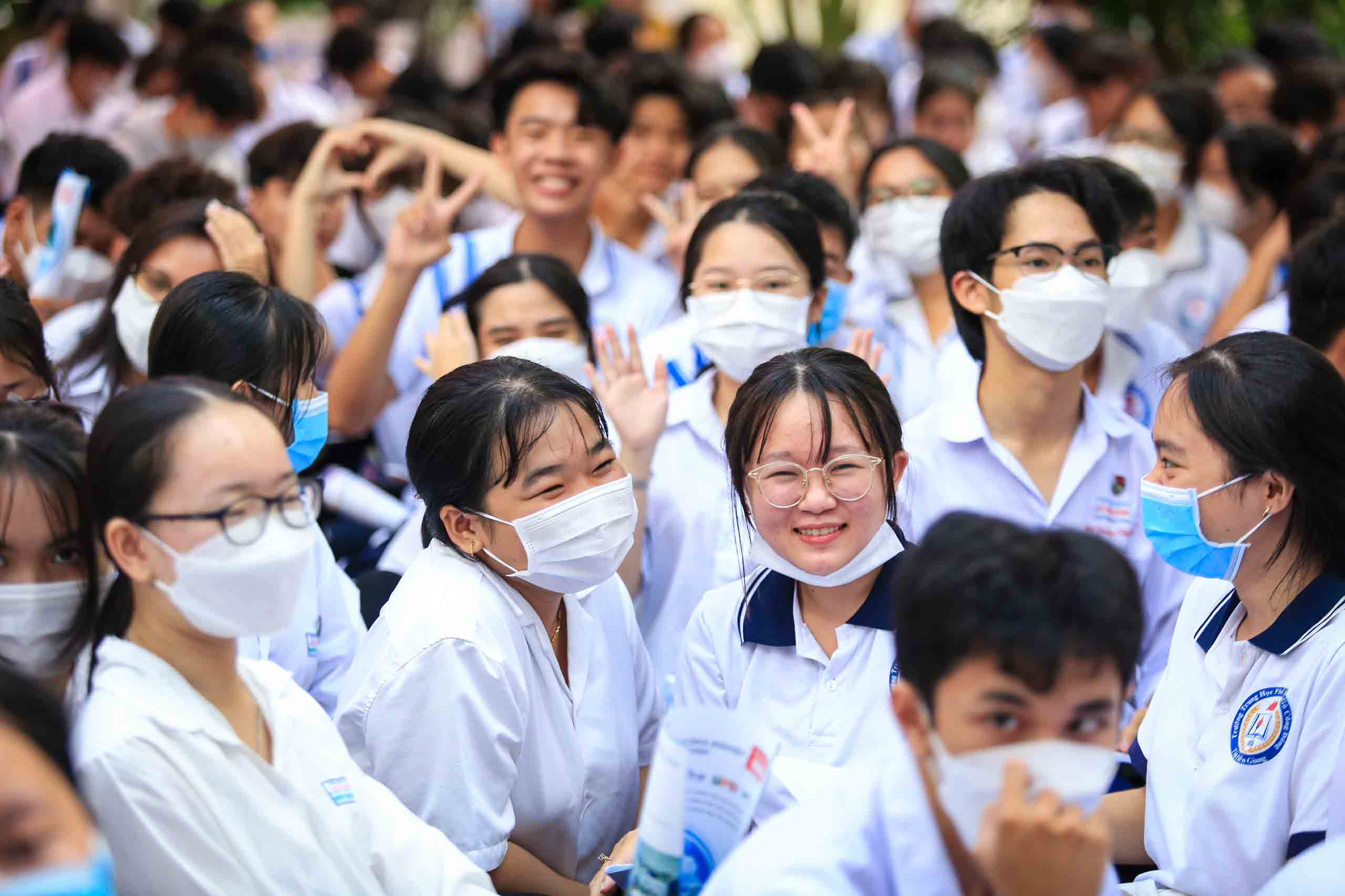 Tư vấn mùa thi: Mang thông tin chính thống, tin cậy đến với học sinh Tiền Giang- Ảnh 1. Tư vấn mùa thi: Mang thông tin chính thống, tin cậy đến với học sinh Tiền Giang- Ảnh 1.