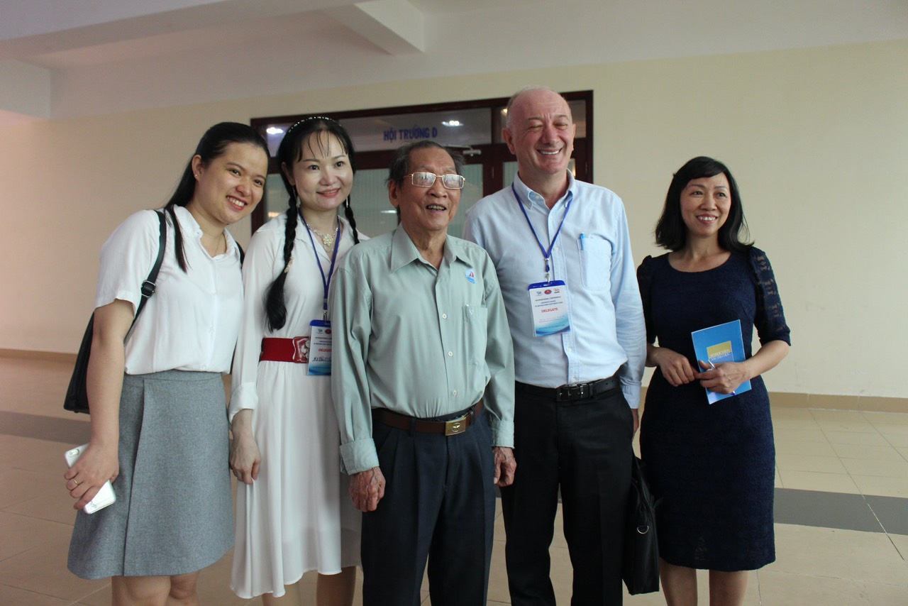 GS-TS-NGND Bùi Khánh Thế để lại không chỉ những cuốn sách- Ảnh 2.