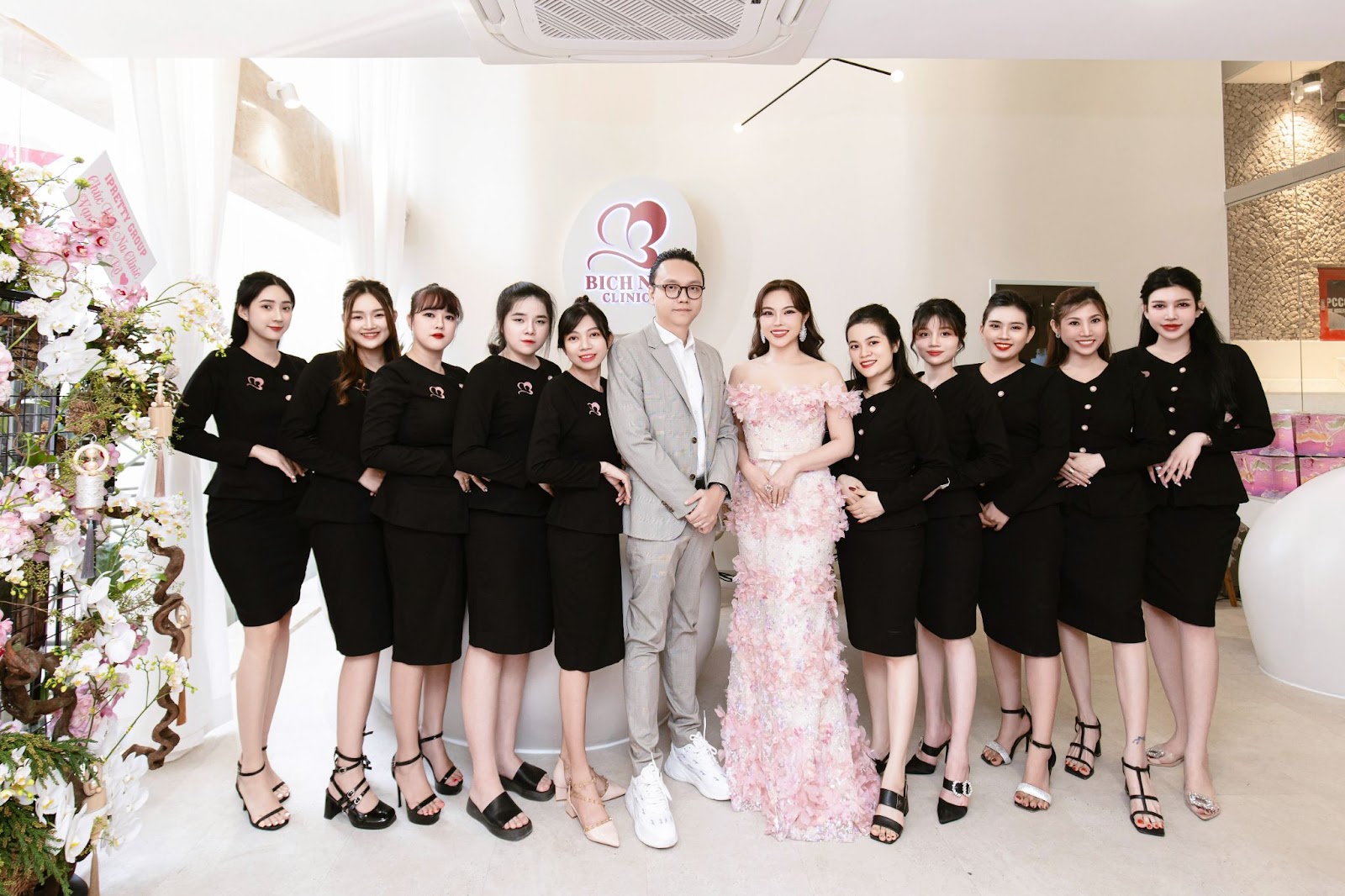 Bich Na Clinic ra mắt mô hình làm đẹp mới One Stop Beauty Bich Na Clinic ra mắt mô hình làm đẹp mới One Stop Beauty