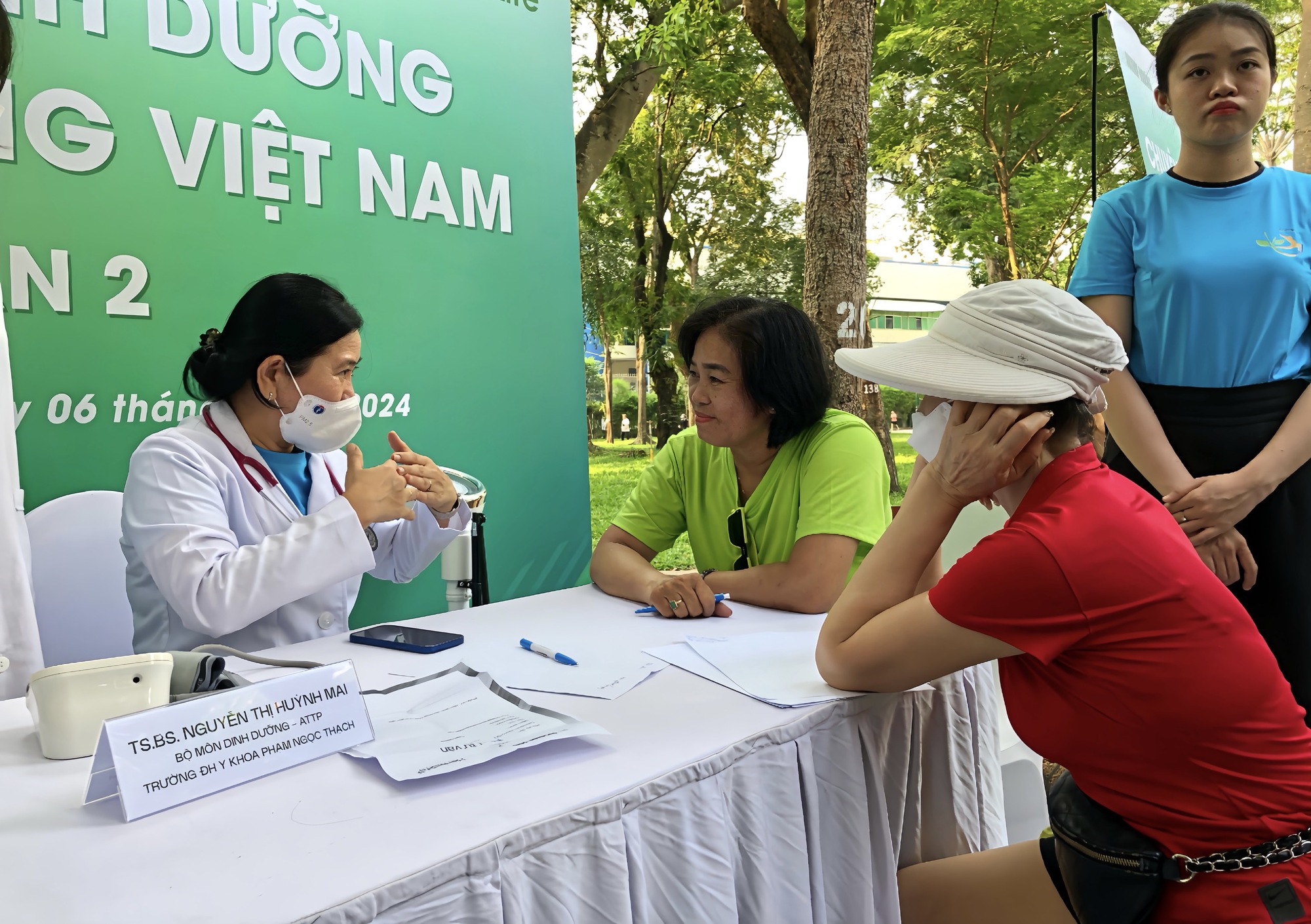 Vận động mỗi ngày, phù hợp với thể lực mỗi người 
- Ảnh 2.