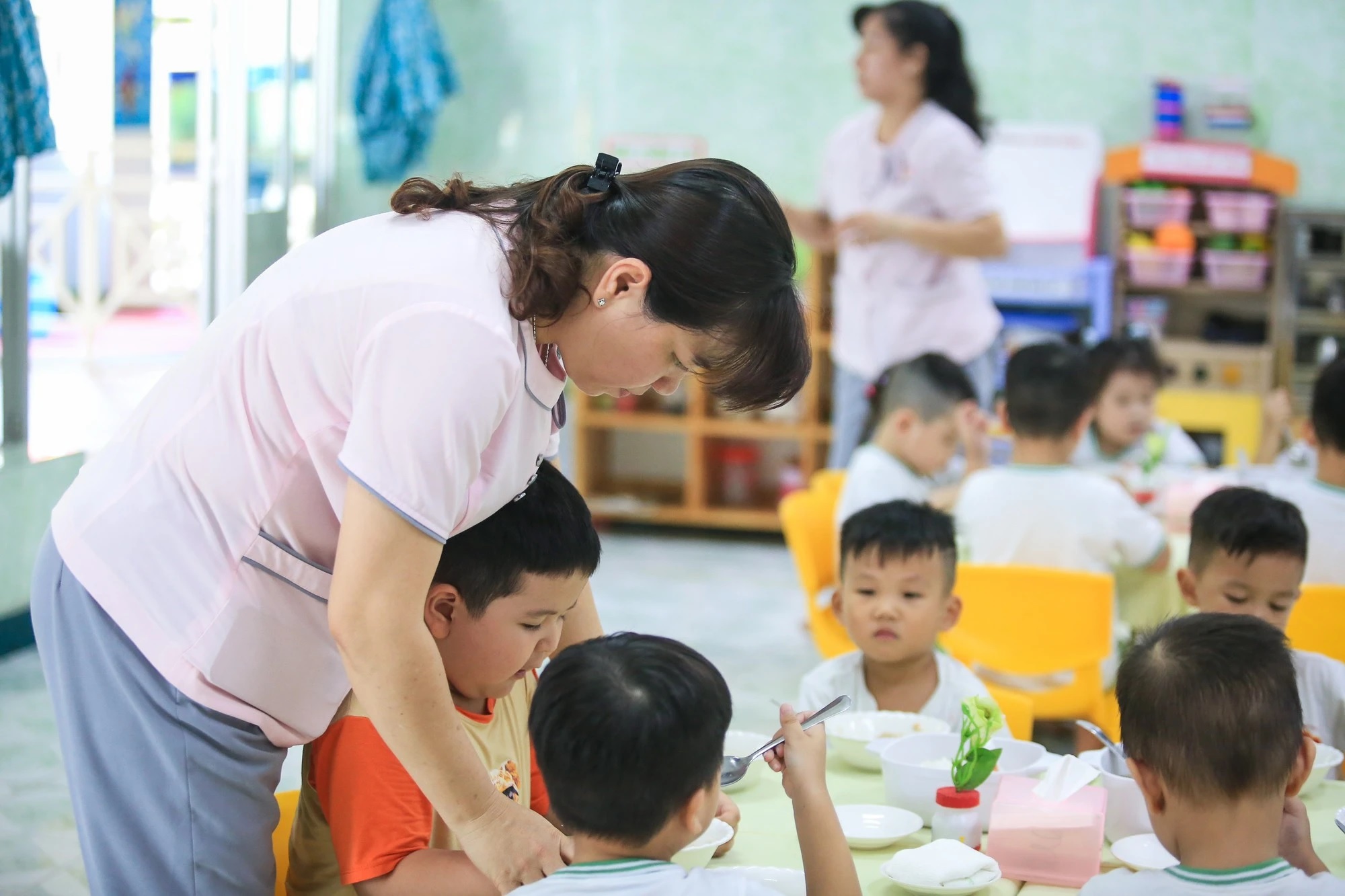 Mẹ ơi, đừng la cô nữa!- Ảnh 2. Mẹ ơi, đừng la cô nữa!- Ảnh 2.