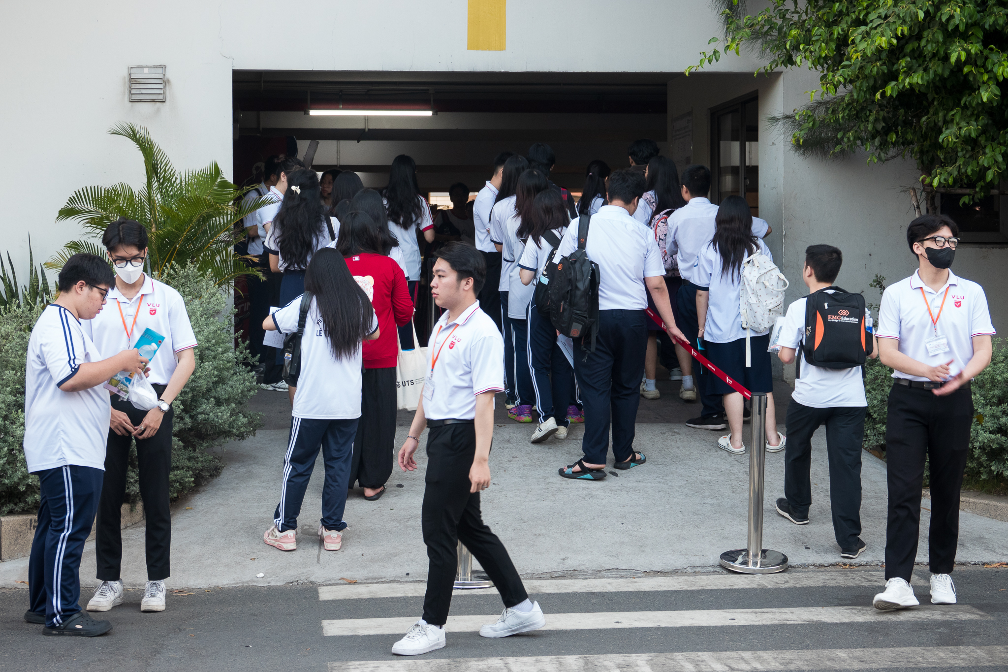 Hơn 96.000 thí sinh tranh suất ĐH sớm, nhiều em tá hỏa vì quên mang CCCD- Ảnh 2. Hơn 96.000 thí sinh tranh suất ĐH sớm, nhiều em tá hỏa vì quên mang CCCD- Ảnh 2.