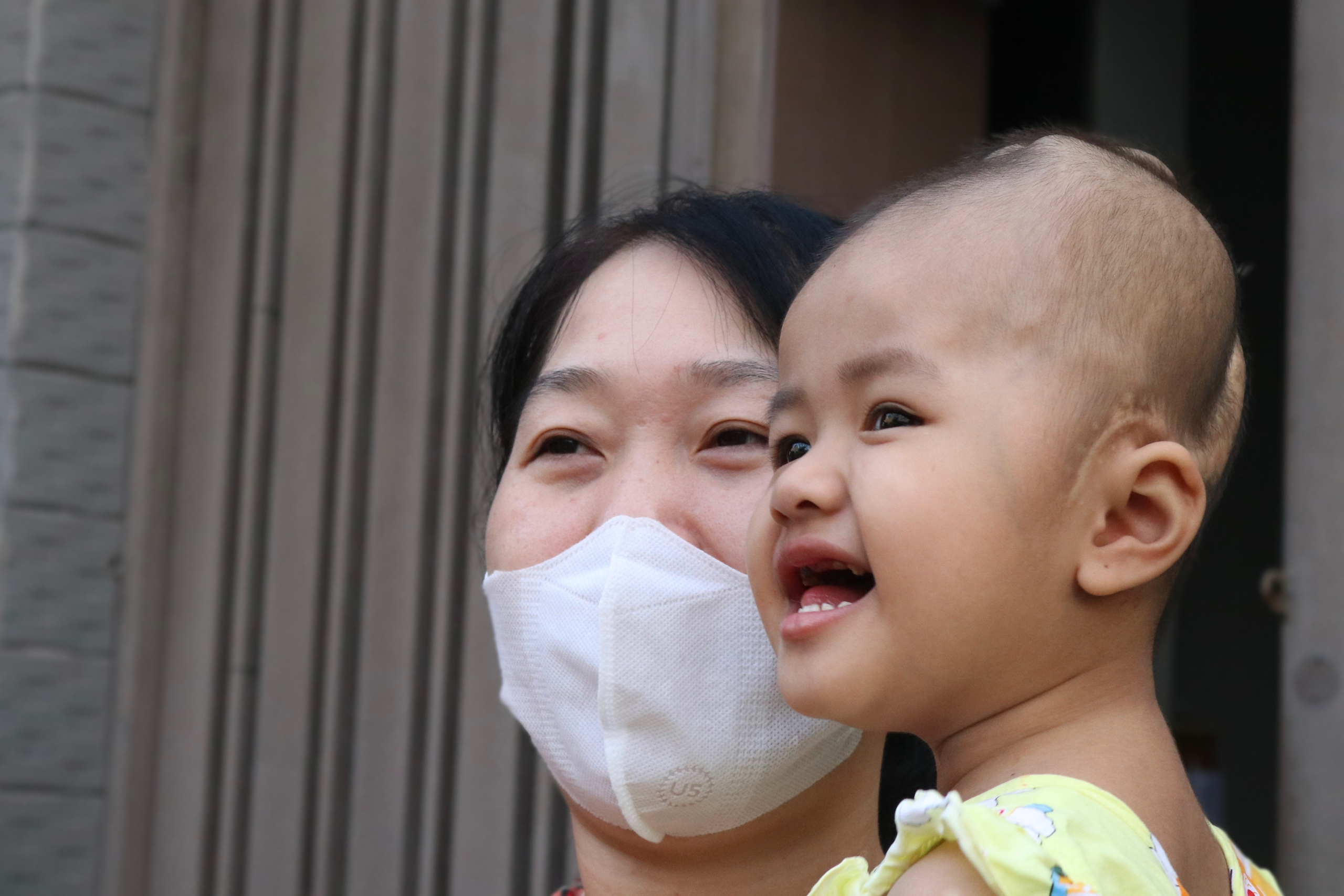 ‘Con muốn sống': Sợ con bỏ mình mà đi, người mẹ hy vọng vào sự khẩn cầu- Ảnh 2. ‘Con muốn sống': Sợ con bỏ mình mà đi, người mẹ hy vọng vào sự khẩn cầu- Ảnh 2.
