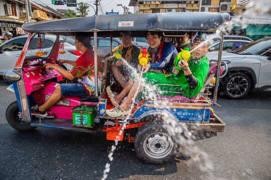 Lễ hội té nước Lễ hội té nước
