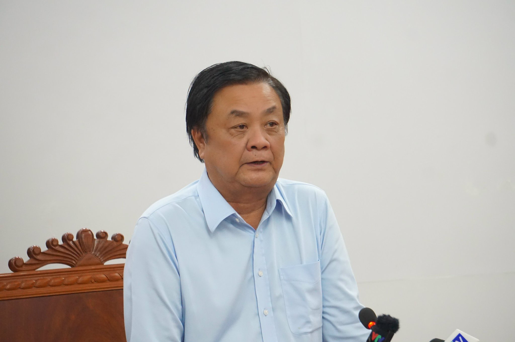 Bộ trưởng Bộ NN-PTNT Lê Minh Hoan phát biểu chỉ đạo tại buổi làm việc