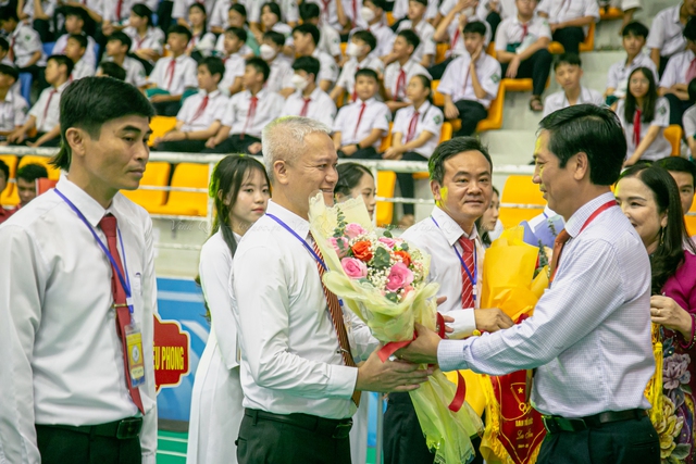 Hơn 3.000 học sinh tham gia Hội khỏe phù đổng tỉnh Quảng Trị - Ảnh 5.