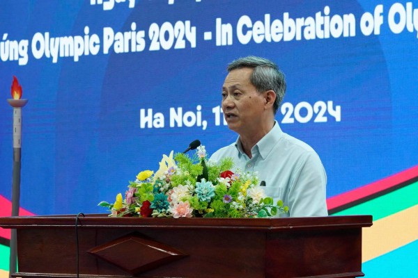 Hàng nghìn người hưởng ứng Olympic Paris 2024, VĐV Việt Nam vẫn nỗ lực không ngừng