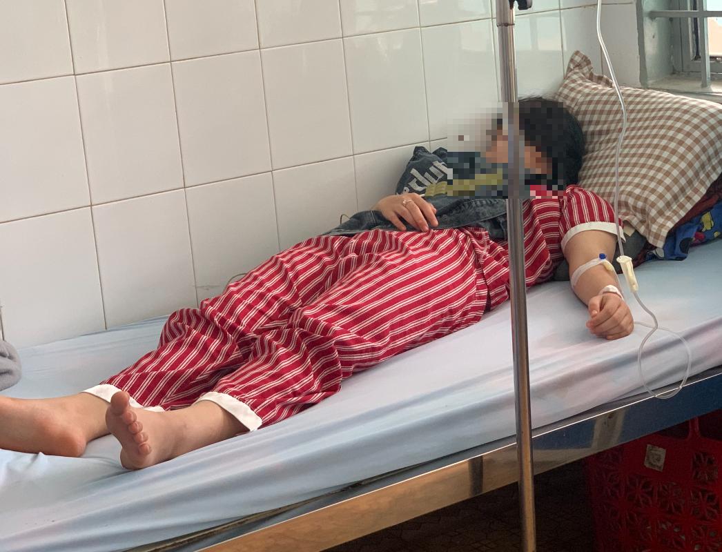 Nữ sinh N.M.N thời điểm được nhập viện cấp cứu tại Bệnh viện Nhân dân 115
