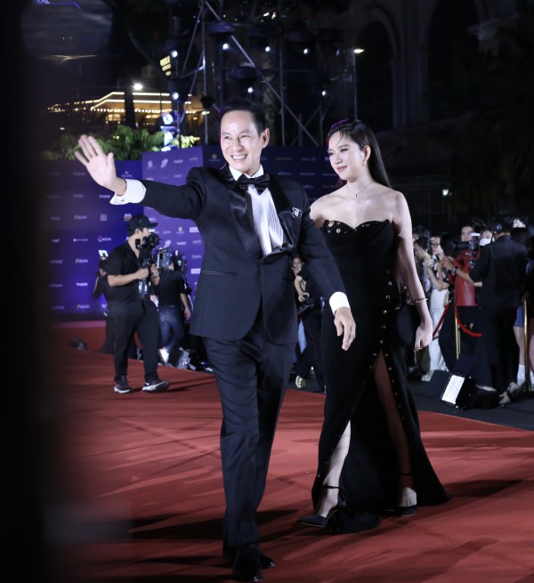 Sao Việt gợi cảm trên thảm đỏ bế mạc Liên hoan phim quốc tế TPHCM