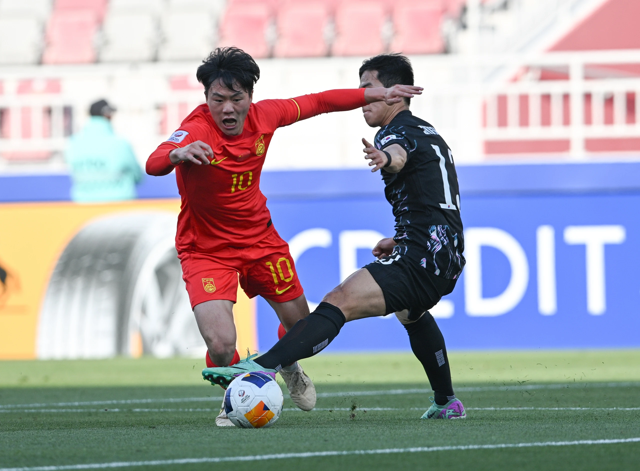 U.23 Hàn Quốc vào tứ kết nhờ… Nhật Bản, Trung Quốc phải về nước sớm giống… futsal