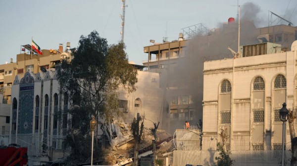 Các kịch bản Iran đáp trả vụ tấn công Đại sứ quán ở Syria Các kịch bản Iran đáp trả vụ tấn công Đại sứ quán ở Syria