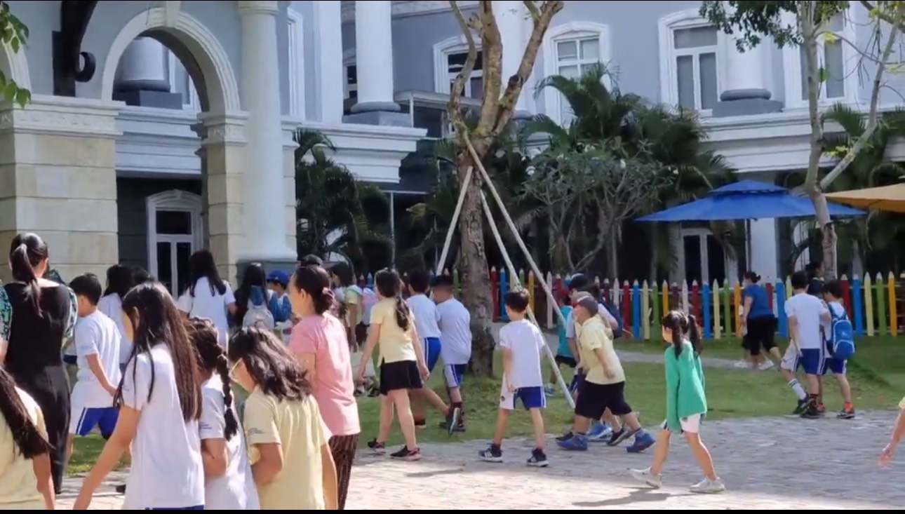 Đóng học phí một lần: Thực hiện sao cho đúng luật?- Ảnh 2. Đóng học phí một lần: Thực hiện sao cho đúng luật?- Ảnh 2.