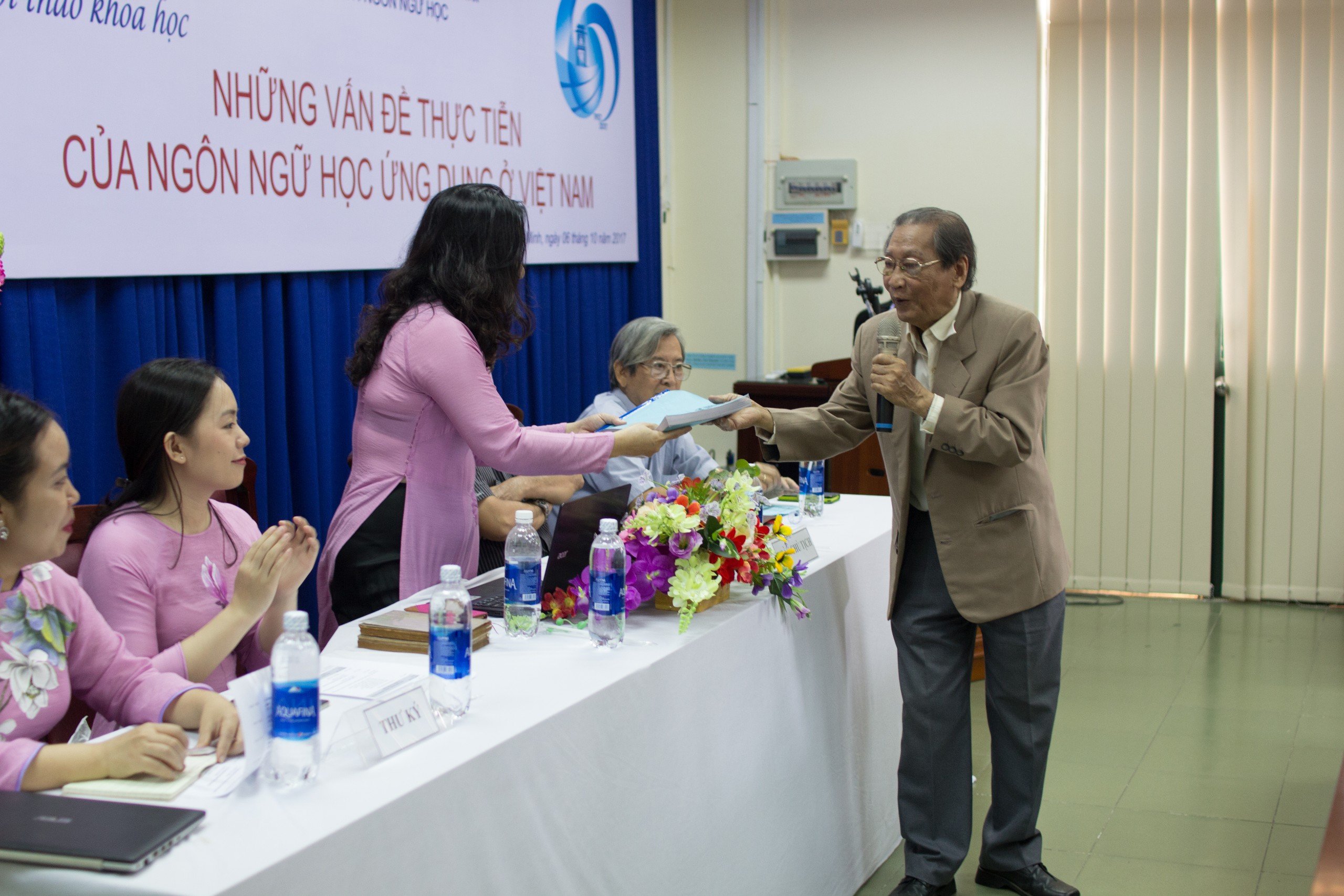 GS-TS-NGND Bùi Khánh Thế để lại không chỉ những cuốn sách- Ảnh 1.