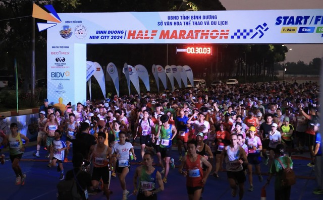 Hơn 3.500 người tham gia Giải Half Marathon Thành phố mới Bình Dương năm 2024 - Ảnh 1.
