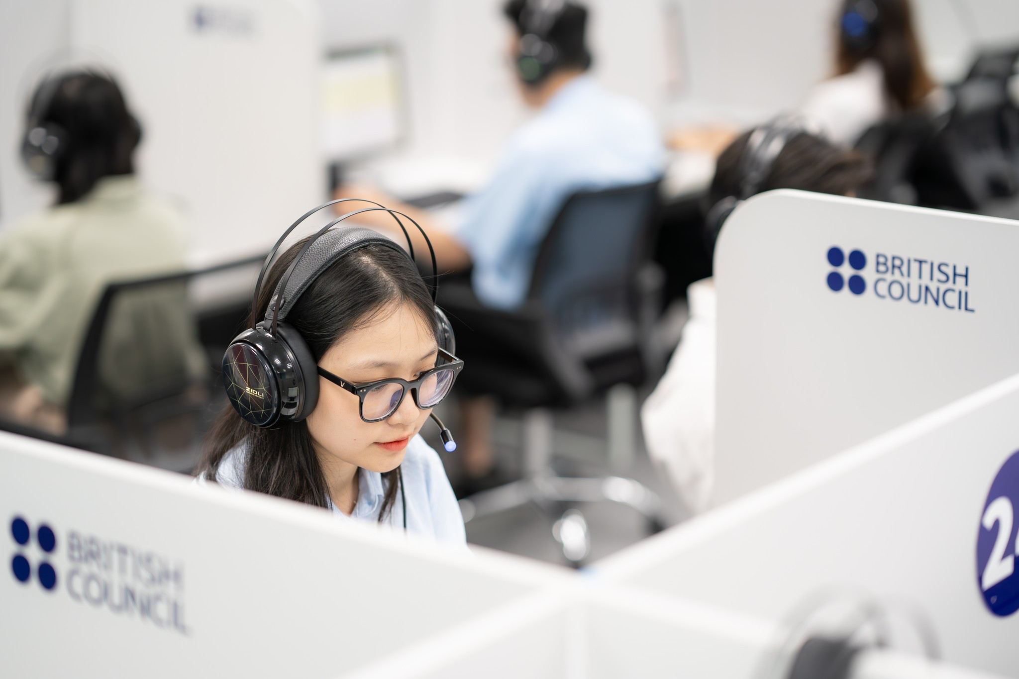 IDP và Hội đồng Anh cấp hơn 124.000 chứng chỉ trong 1 năm: 'Sức nóng' của IELTS- Ảnh 1.