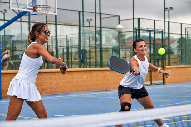 Những lợi ích sức khỏe tuyệt vời của Pickleball, môn thể thao đang gây sốt tại Việt Nam và trên thế giới - Ảnh 1.