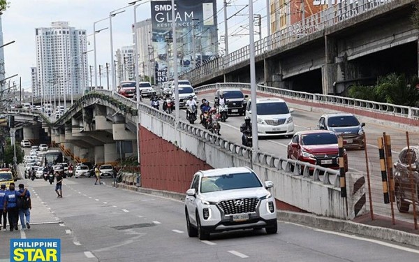Philippines thay đổi giờ làm để tránh tắc đường ở vùng thủ đô