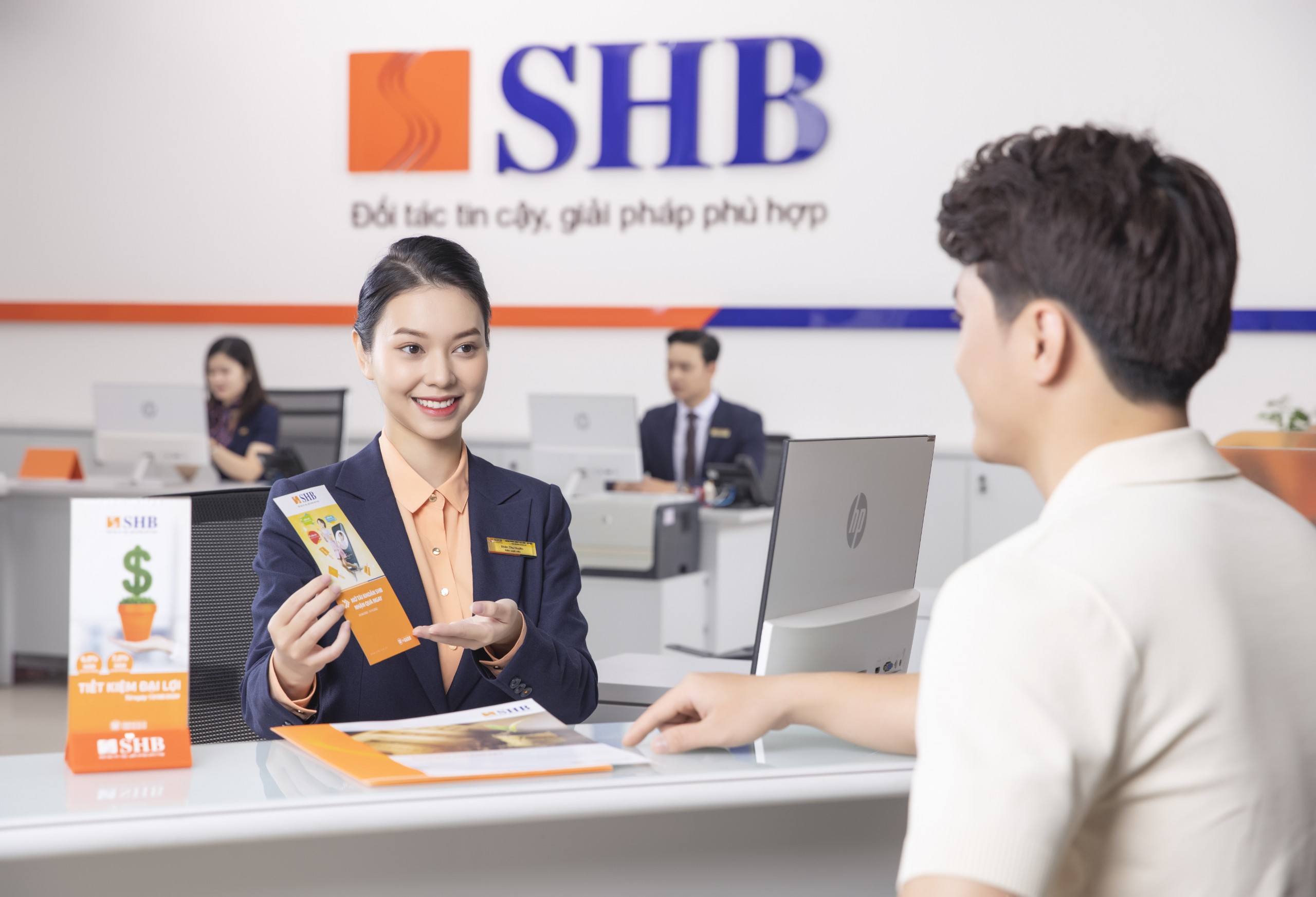 SHB - Ngân hàng đồng hành, chia sẻ và cùng phát triển- Ảnh 1.