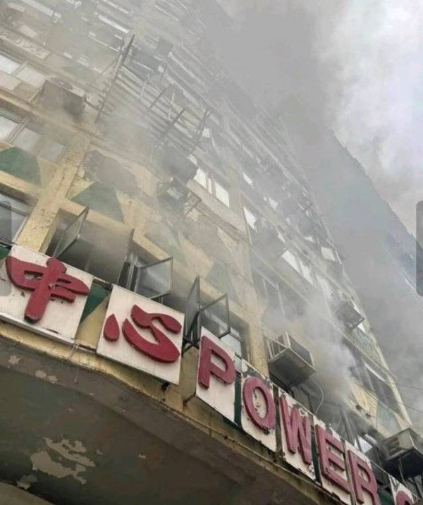 Trung Quốc: Cháy nhà cao tầng ở Hồng Kông làm hơn 40 người thương vong