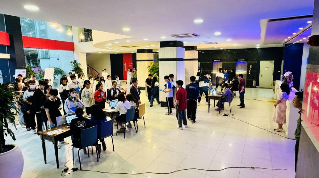 Tỷ lệ dự thi đánh giá năng lực ĐH Quốc gia Hà Nội cao kỷ lục- Ảnh 1. Tỷ lệ dự thi đánh giá năng lực ĐH Quốc gia Hà Nội cao kỷ lục- Ảnh 1.