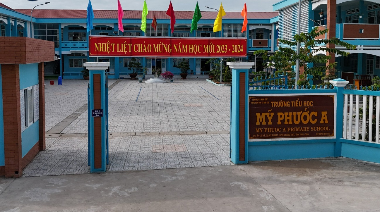 Vĩnh Long: 2 học sinh bị rắn cắn tại thư viện trường tiểu học- Ảnh 1. Vĩnh Long: 2 học sinh bị rắn cắn tại thư viện trường tiểu học- Ảnh 1.