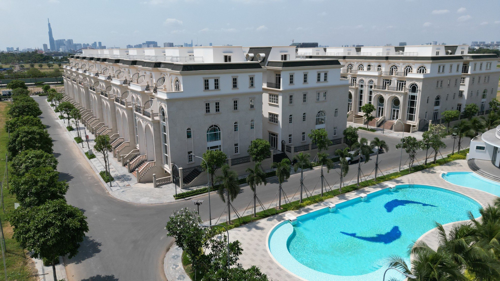 Vốn ngoại chảy vào lĩnh vực bất động sản tăng vọt- Ảnh 1. Vốn ngoại chảy vào lĩnh vực bất động sản tăng vọt- Ảnh 1.