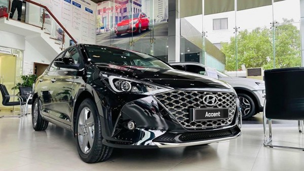 Hyundai Accent giảm giá gần 70 triệu đồng tại đại lý