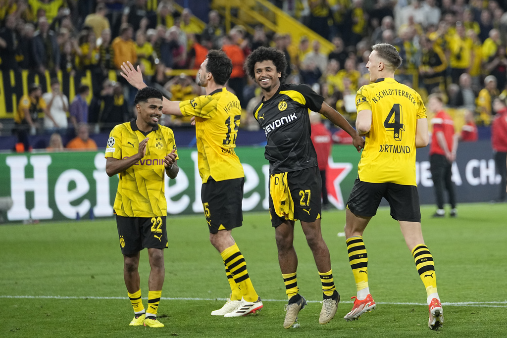 Bundesliga sẽ có 5 suất dự Champions League mùa sau