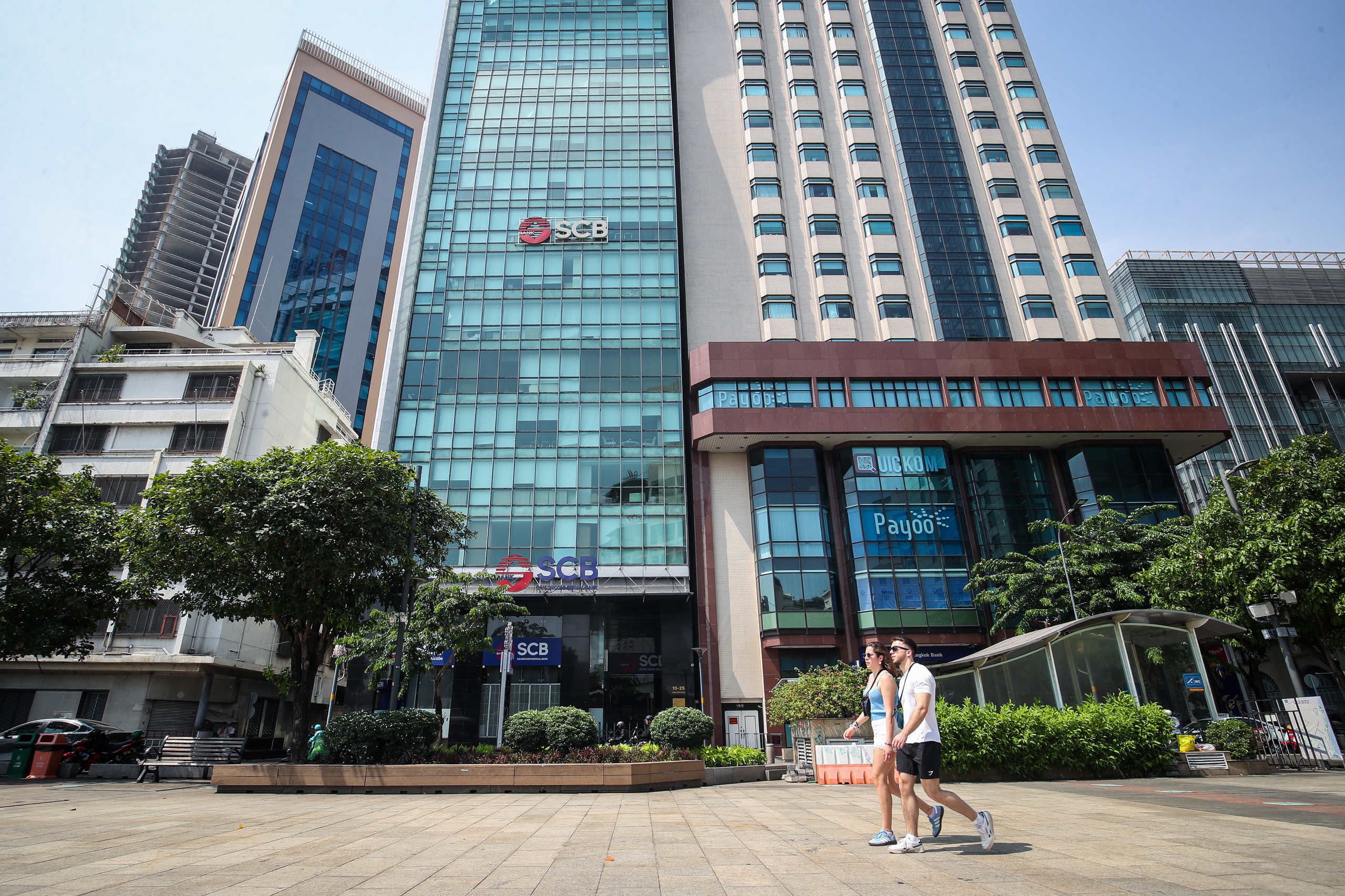 'Núi' tài sản liên quan Trương Mỹ Lan bị xử lý như thế nào?- Ảnh 4. Toà nhà 19 - 21 - 23 - 25 Nguyễn Huệ là tài sản của bị cáo Trương Mỹ Lan, đang cho SCB thuê làm trụ sở. Tiếp tục kê biên để đảm bảo nghĩa vụ bồi hoàn của bị cáo trong toàn bộ vụ án