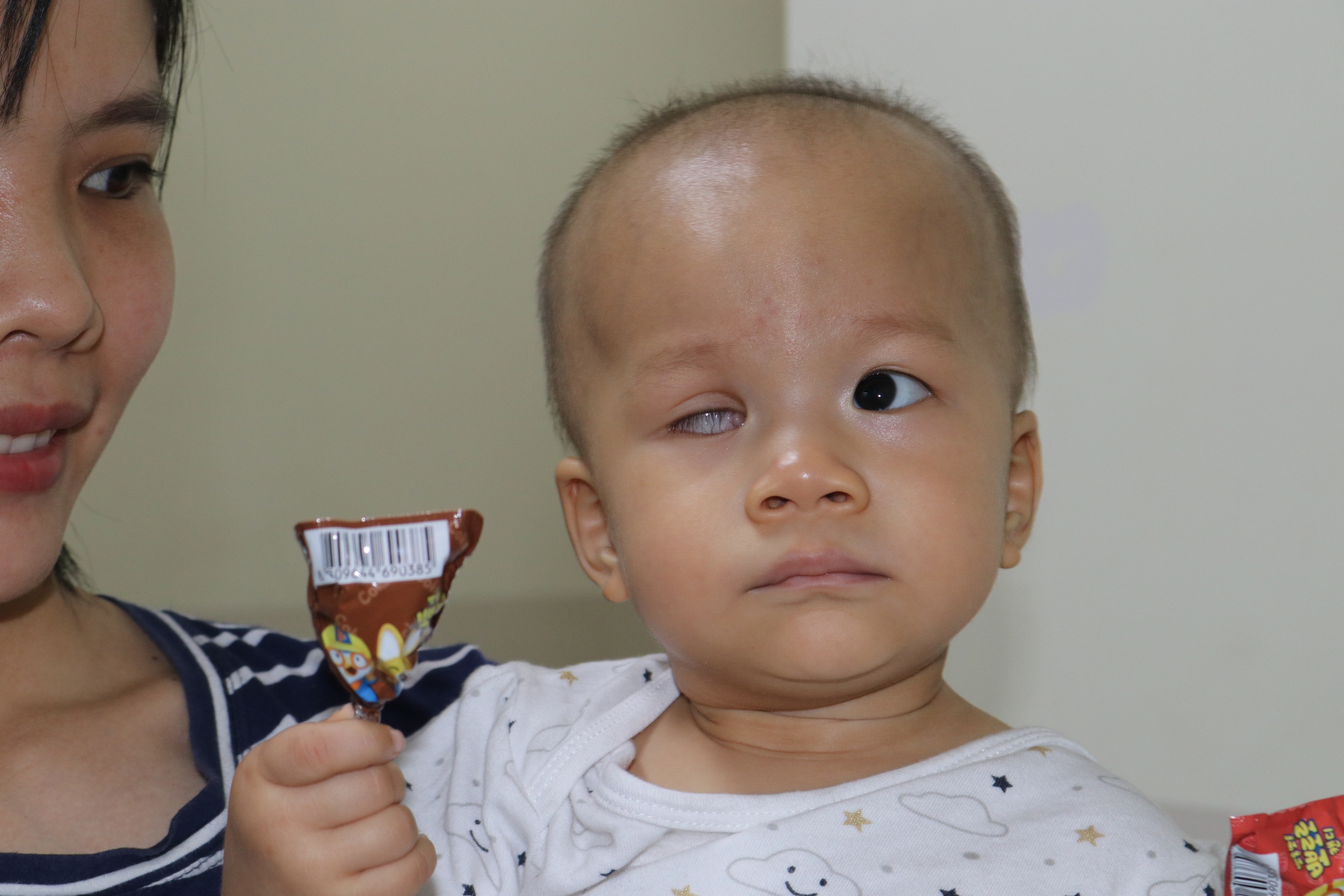 'Con muốn sống': Bạn đọc Thanh Niên giúp thêm 207 triệu đồng cho bệnh nhi ung thư- Ảnh 5.