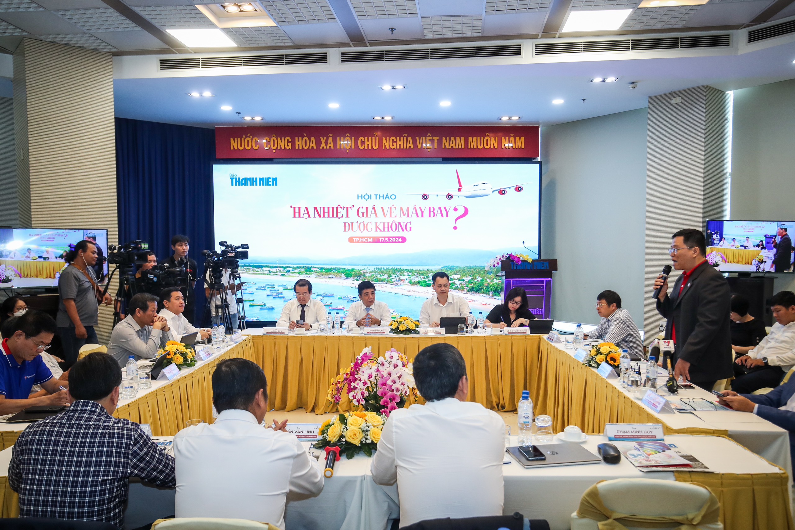 Chúng tôi có nhiều vé giá thấp, giá hợp lý khi khách hàng mua sớm- Ảnh 2. Chúng tôi có nhiều vé giá thấp, giá hợp lý khi khách hàng mua sớm- Ảnh 2.