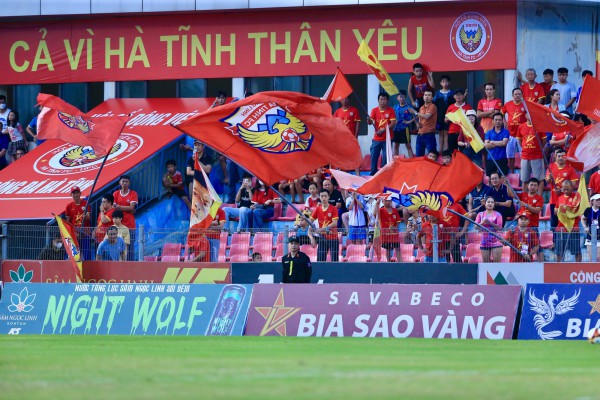 VAR xuất hiện ở 4 trận cực nóng V-League, cả chung kết ngược và đua tranh vô địch