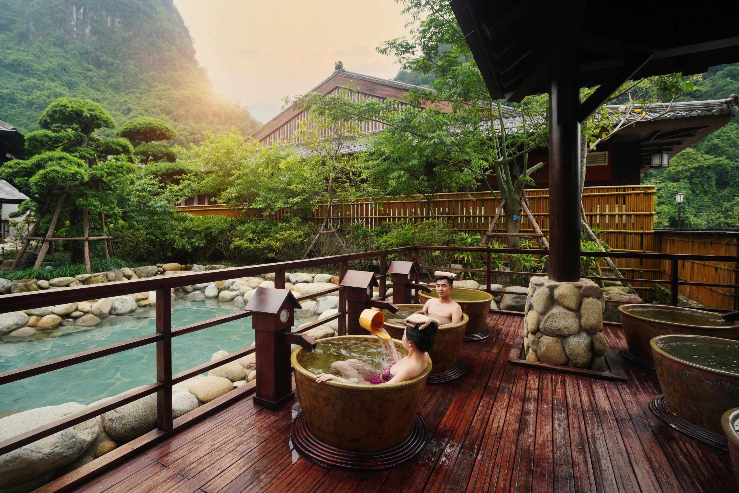 Đu 'trend chữa lành' tại khu nghỉ dưỡng onsen chuẩn Nhật sẽ như thế nào?